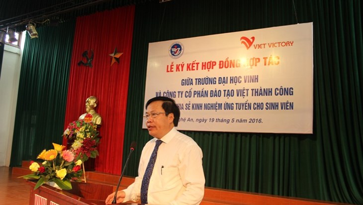 Trường Đại học Vinh và Viet Victory tổ chức Lễ ký kết Hợp đồng hợp tác xây dựng và chuyển giao mô hình thực hành trong lĩnh vực tài chính, ngân hàng